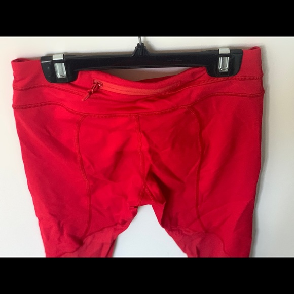 Lululemon Speed Crops, Red, Size 6 - Picture 3 of 5